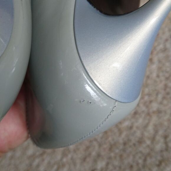 Stuart Weitzman Nouveau Silver Aniline patent leather pump size 7.5M - Picture 11 of 12